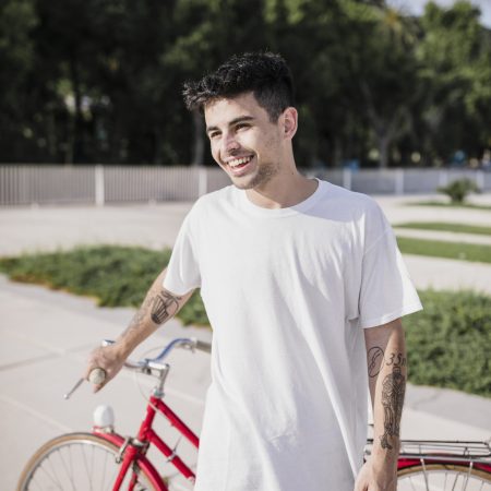 STYLISH WHITE TSHIRT